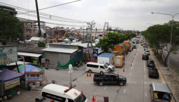 Следователи сосредоточили внимание на обрушившихся стенах лифтовой шахты здания в Бангкоке