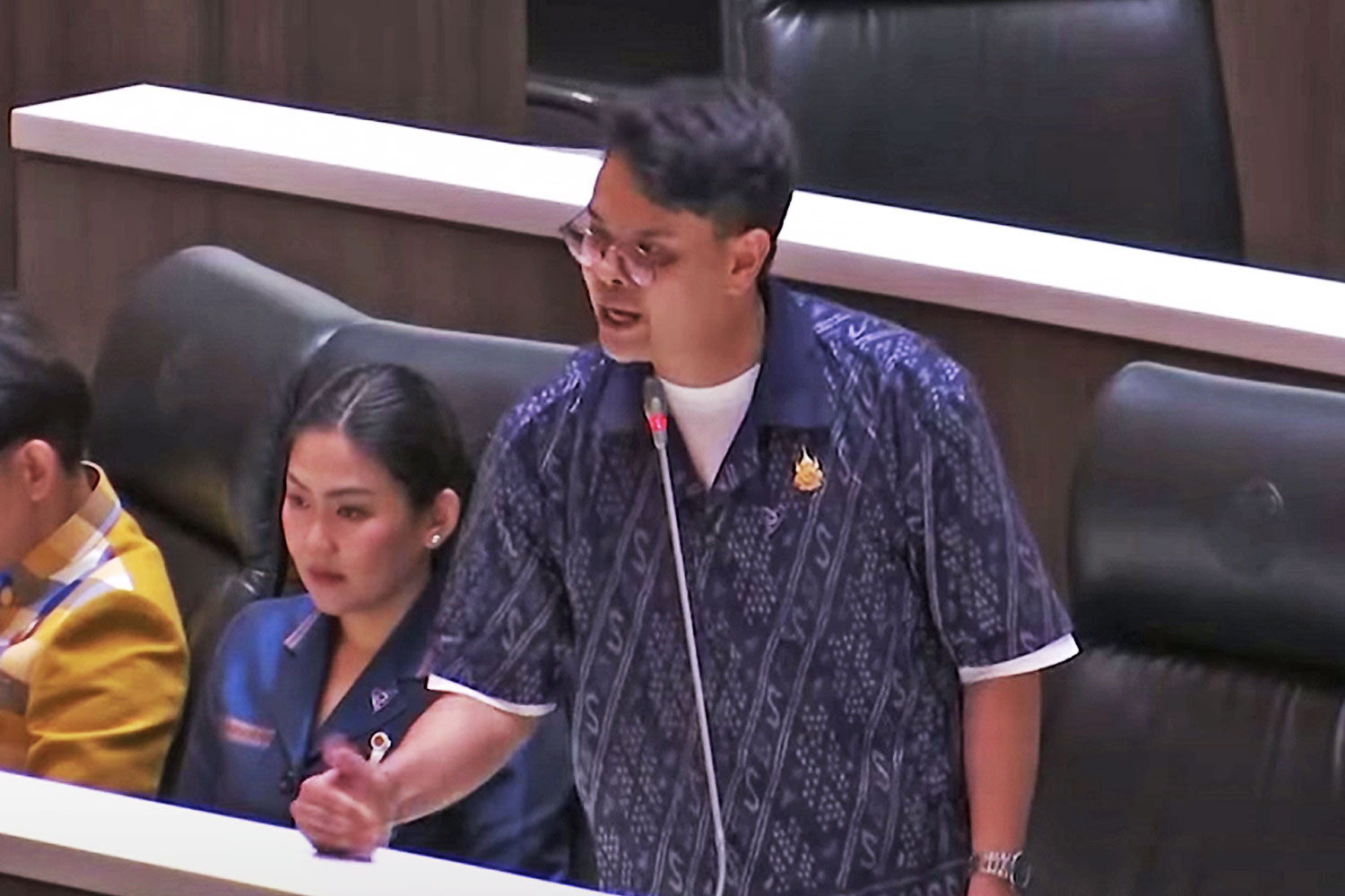 "Слишком рано для раскола" в правительстве Таиланда