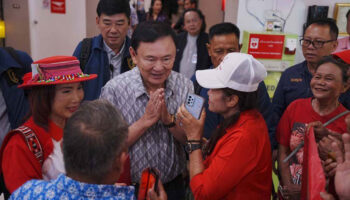 Таксин возвращается в Чиангмай для участия в предвыборной кампании мэра