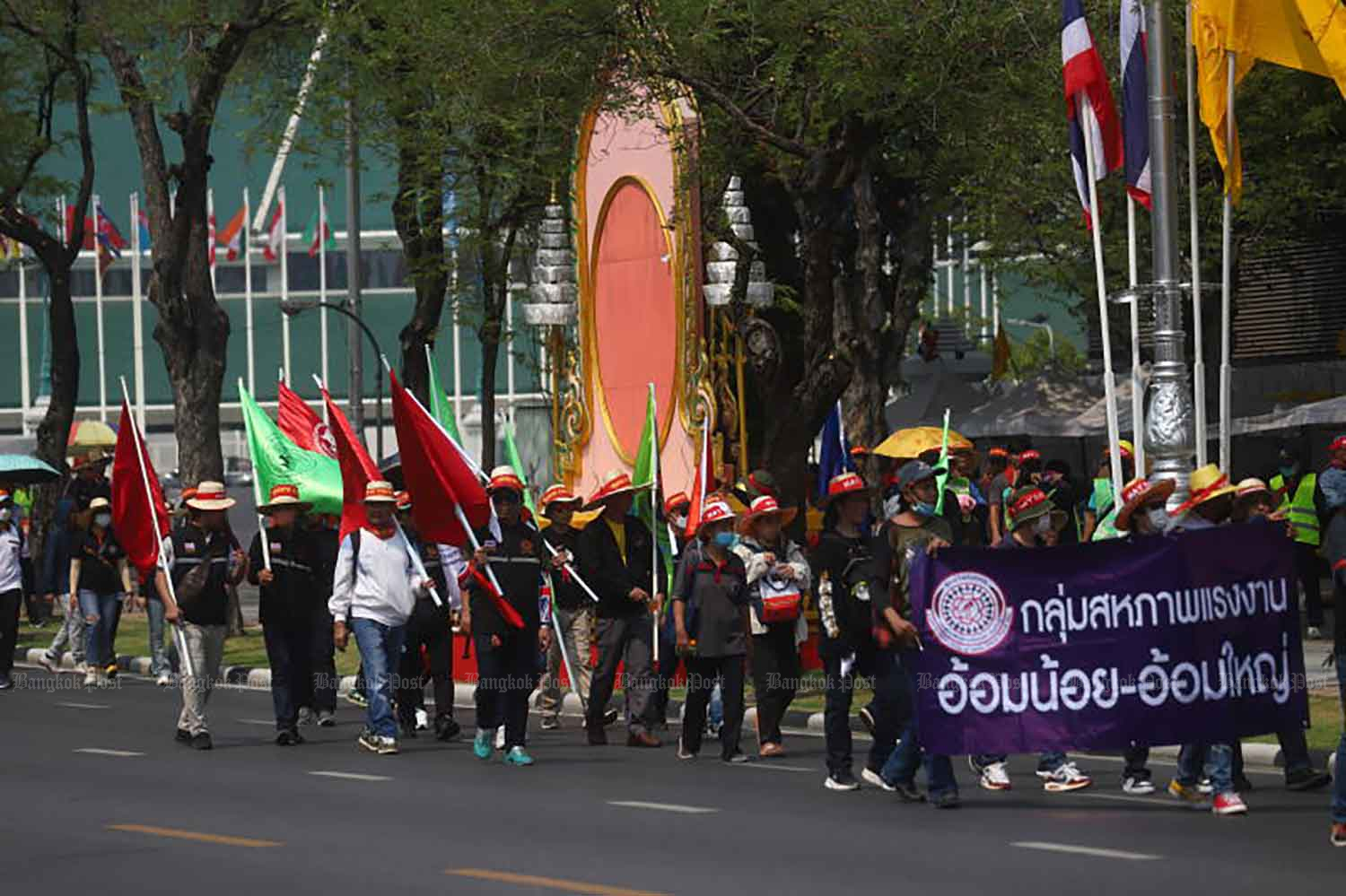 Тарифная эпопея в США откладывает повышение заработной платы