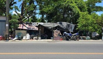 Татуировщик в бегах после смертельной стрельбы в Самут Сакхоне