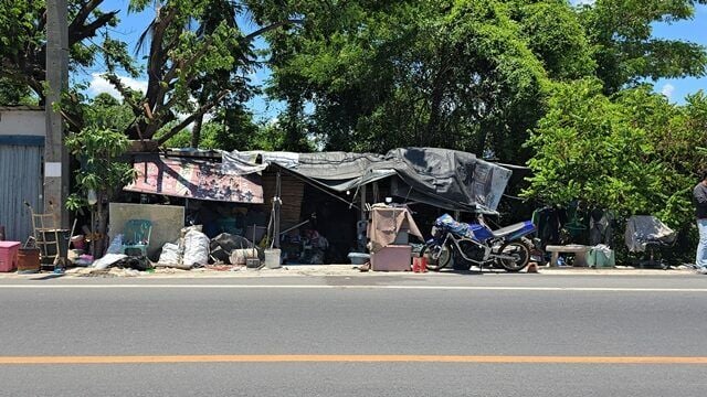 Татуировщик в бегах после смертельной стрельбы в Самут Сакхоне