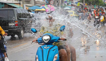 Требовались жесткие правила дорожного движения