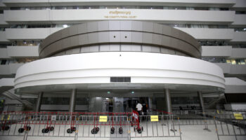 Уставный суд настаивает на своем нейтралитете