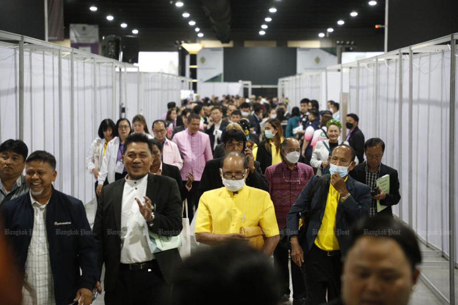 1200 подозреваемых в сенатском расследовании: DSI