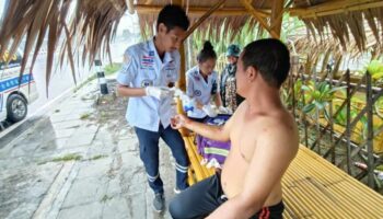 Авария бетономешалки привела к хаосу на скользких дорогах Пхукета