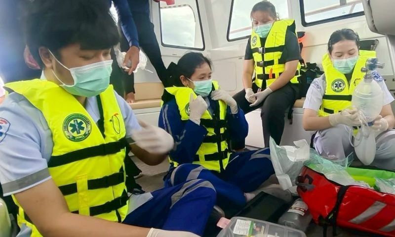 Австралийского туриста спасли после того, как он утонул на острове Пхукет на острове Рача