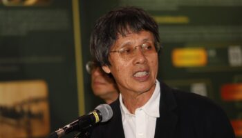 Архитектор взрывает план перестройки здания парламента