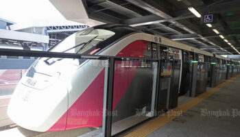 Бесплатные тестовые поездки по монорельсовой дороге до озера Муанг Тонг Тани