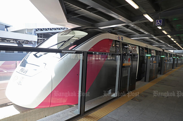 Бесплатные тестовые поездки по монорельсовой дороге до озера Муанг Тонг Тани