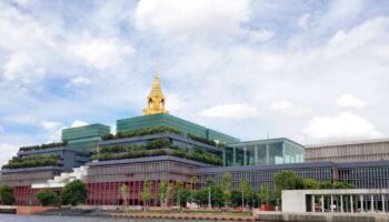 Бюджет на обновление парламента защищен