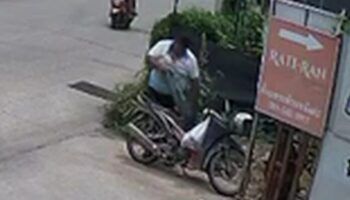 Вор украл наличные, алкоголь и колонку из магазина Chachoengsao