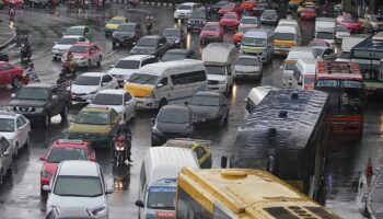 Всплеск шторма: Таиланд готовится к сильному дождю и потенциальному наводнению