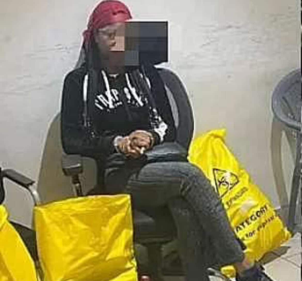 Высокопоставленные лица наказаны: британская пара курила каннабис на каникулах