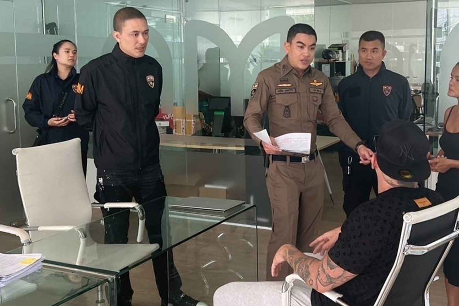 Двое британских беглецов пойманы на острове Самуи