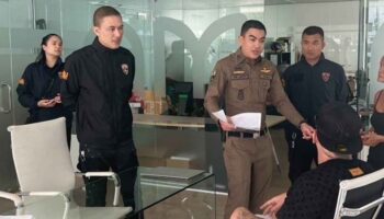 Двое разыскиваемых британцев арестованы на Самуи по запросу из Лондона