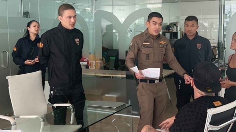 Двое разыскиваемых британцев арестованы на Самуи по запросу из Лондона