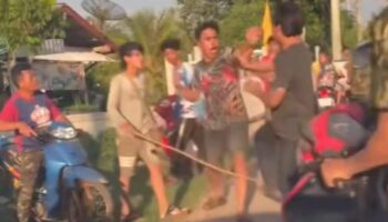 Драка подростков на фестивале Bun Bang Fai стала поводом для подачи иска в суд (видео)