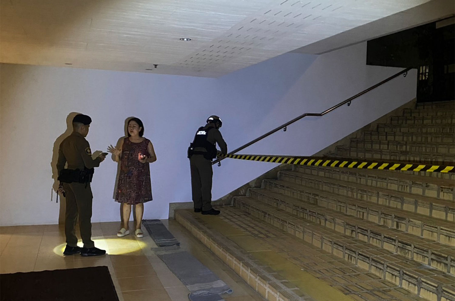 Жена монгольского посла разбилась насмерть, выпав из кондоминиума в Бангкоке