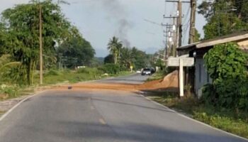 Исламский лидер осуждает нападения