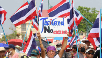 Комиссия Сената требует проведения референдума по законопроекту о казино