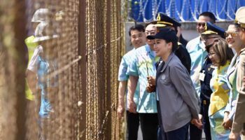 Малайзия поможет развить автомобильные и железнодорожные сети в стремлении к более тесным связям