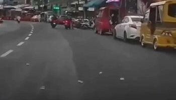 Мотоциклист-таксист на Пхукете украл наличные у иностранной пары