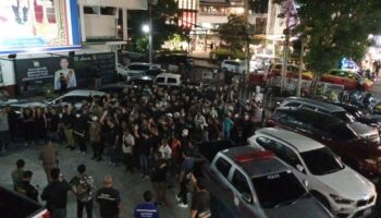 Никакого секса на пляже: копы сходят с ума по секс-работникам "кокосовой пальмы"