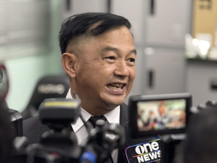 Подозреваемые сдаются в связи с обрушением офисного здания в Таиланде, заявляя об ограниченной роли