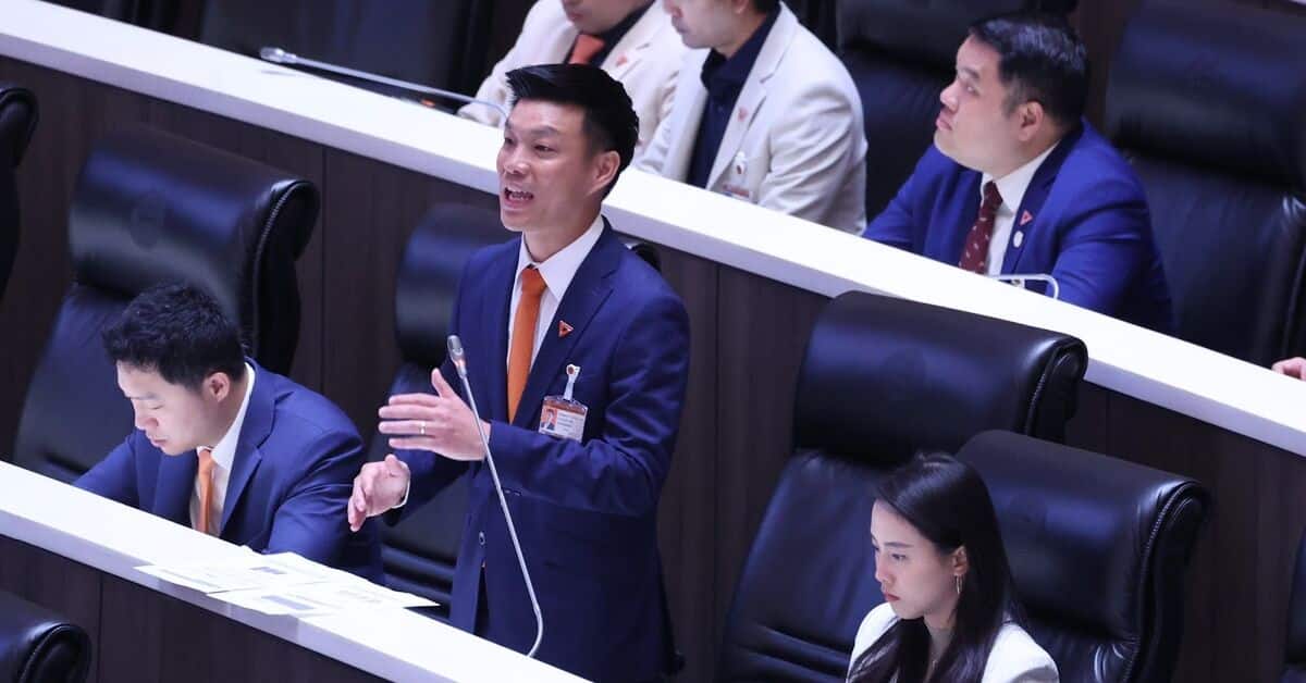 Политическое возвращение Питы Лимьяроенрата вселяет надежду в ‘Оранжевый лагерь’