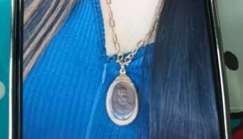 Полицейский перерезал себе горло, чтобы избежать ареста после кражи золота