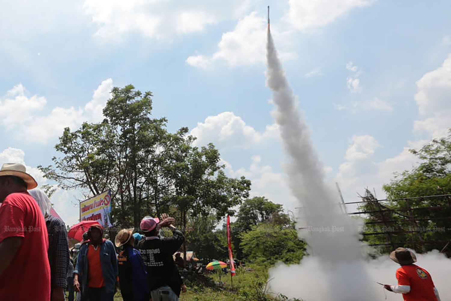 Правительство Таиланда применяет законы о ракетах вблизи аэропортов