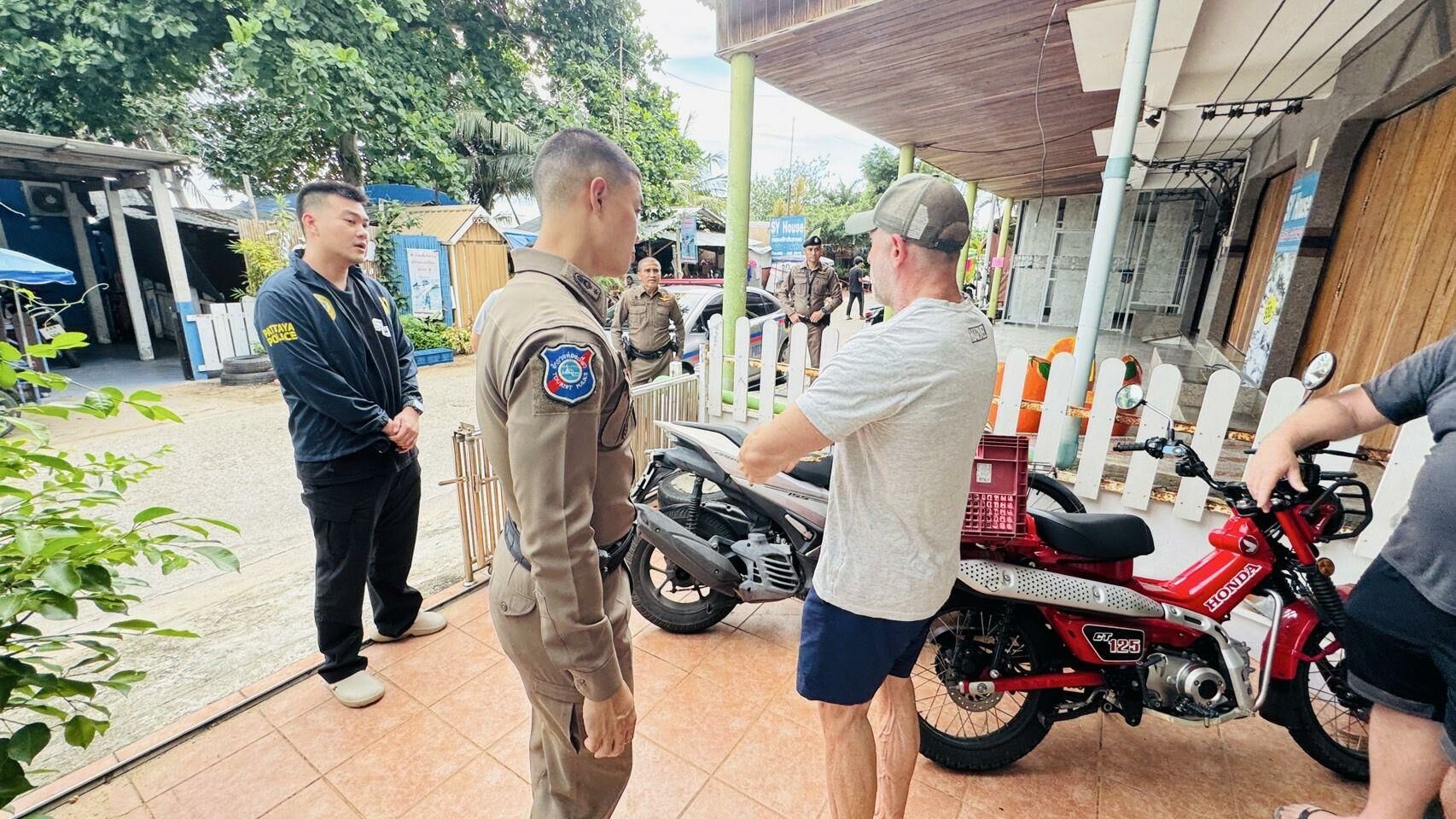 Пьяный австралиец разбил спасательную будку в Паттайе, это заснято камерами видеонаблюдения