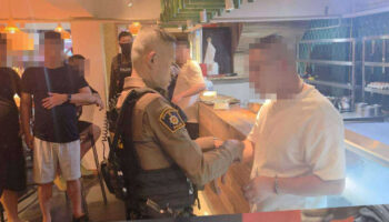 Пьяный китаец ударил ножом оскорбившего его соотечественника в ресторане Паттайи