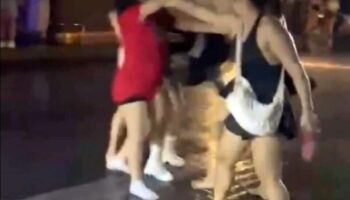 Ранняя утренняя драка тайских женщин потрясла Уокинг-стрит Паттайи