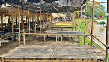 Ресторан в Чианграе испытывает трудности из-за того, что туристы бегут от опасений загрязнения