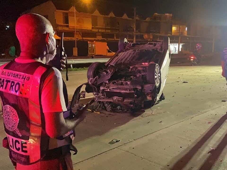 Сбитый с толку и удачливый: водитель в Паттайе обманул смерть после ужасной аварии