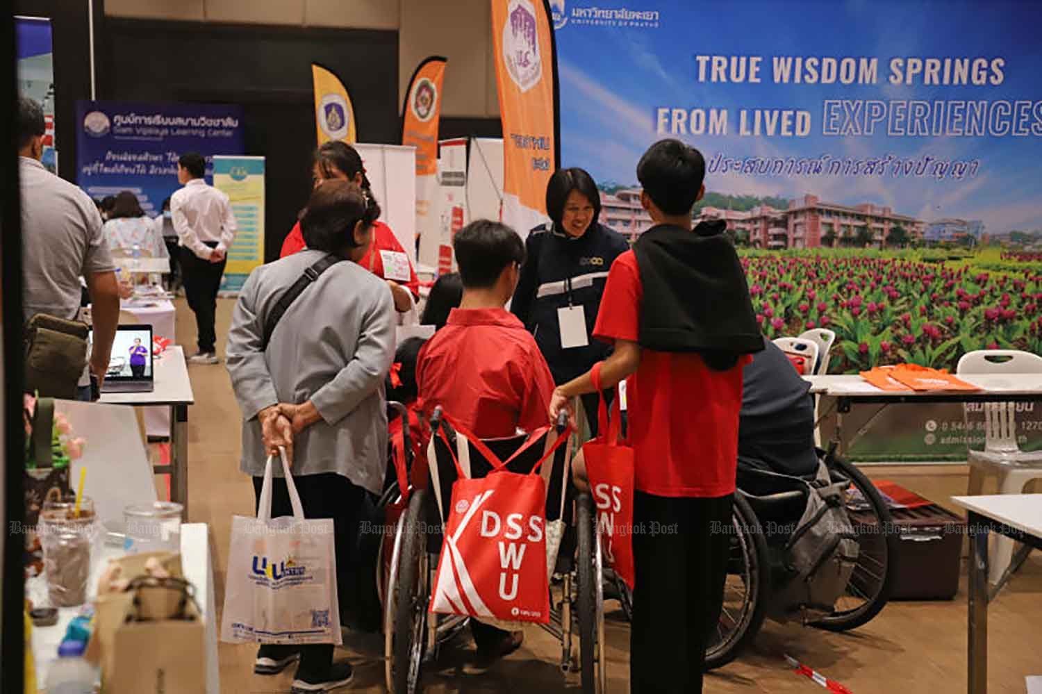 Сенатор говорит, что умственно отсталые нуждаются в лучшем доступе к школам