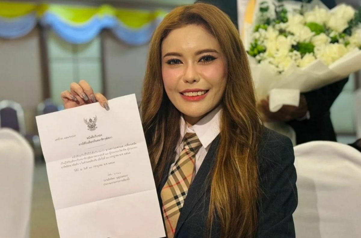 Сенатор предстал перед Верховным судом из-за ложных заявлений о докторской степени