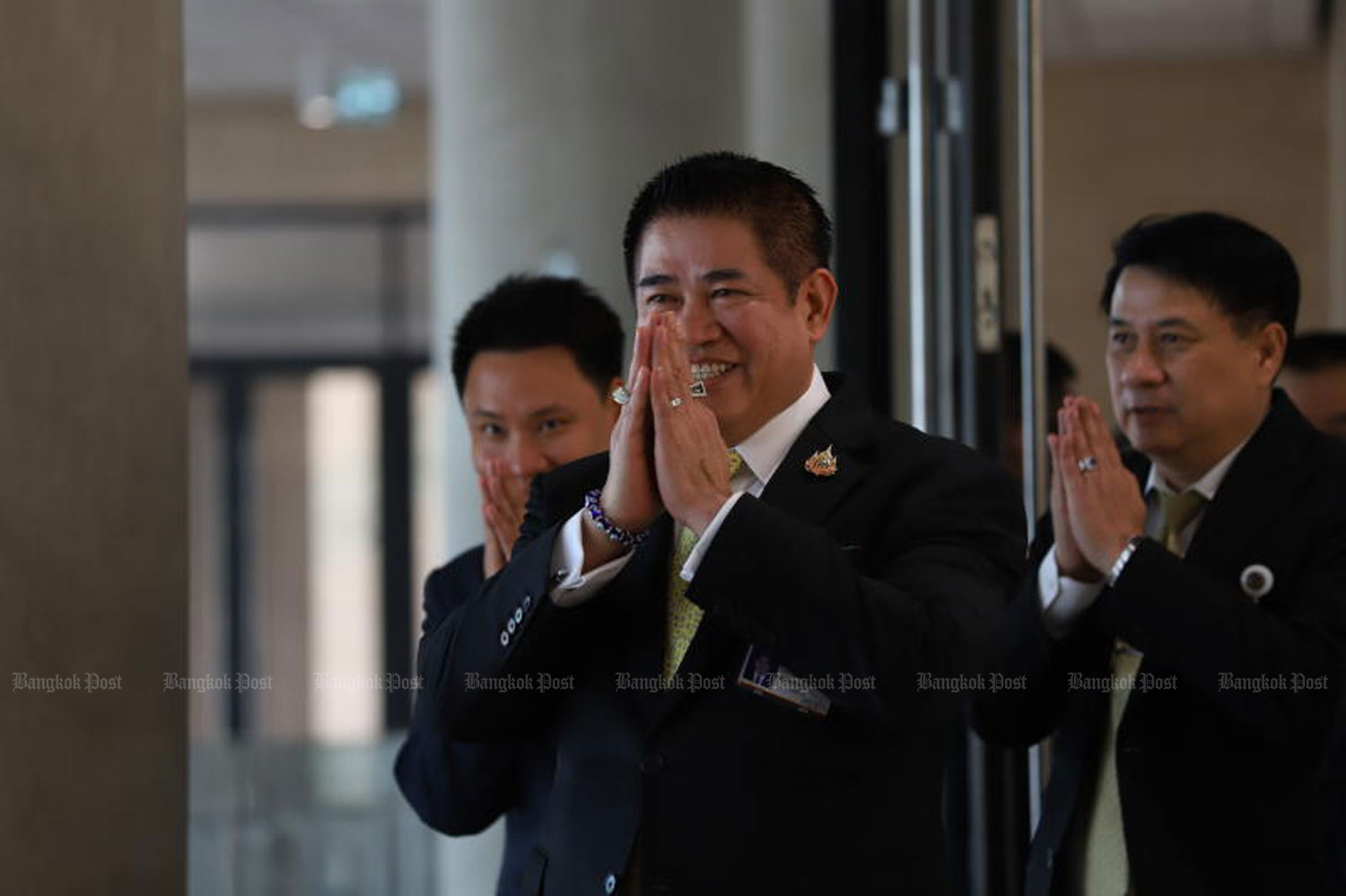 Считается, что Клатем готовится к расколу коалиции