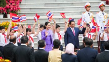 Таиланд и Вьетнам планируют увеличить товарооборот на 25 миллиардов долларов США