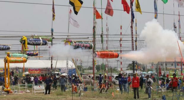 Тайские чиновники готовятся к ракетному риску на фестивале Бун Банг Фай