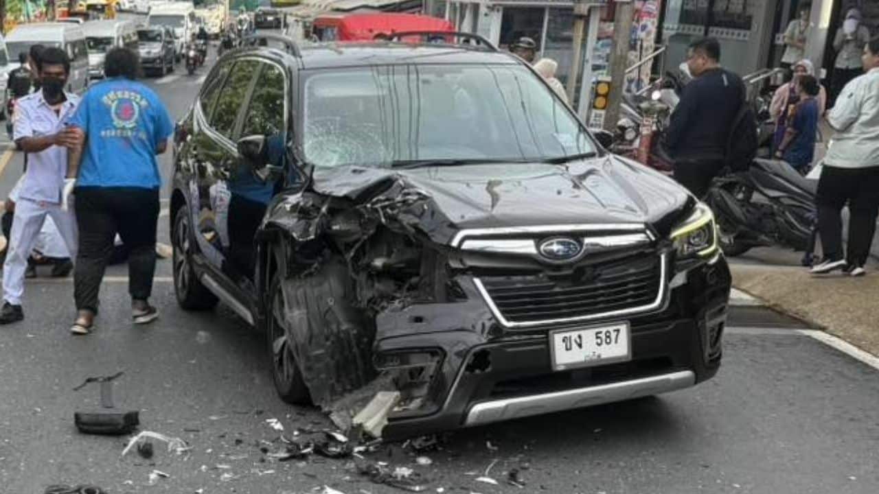 Тайский мотоциклист и пассажир-итальянец серьезно пострадали в аварии на Пхукете