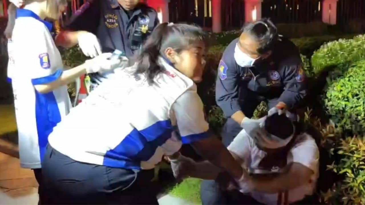 Таксист из Паттайи, использующий приложение, ударил индийца за то, что тот его лапал