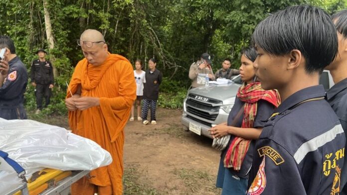 Трагическое затоптание слона в районе Та-Такиаб в Чаченгсао