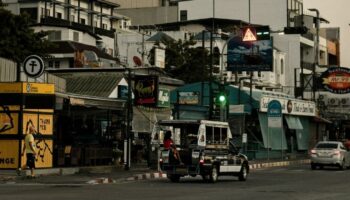 Трансвеститка из Паттайи нанесла удар индийскому туристу после предполагаемой кражи