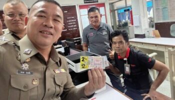 Увольняться не планирует: Roi Et man выиграл 12 миллионов бат и продолжает работать