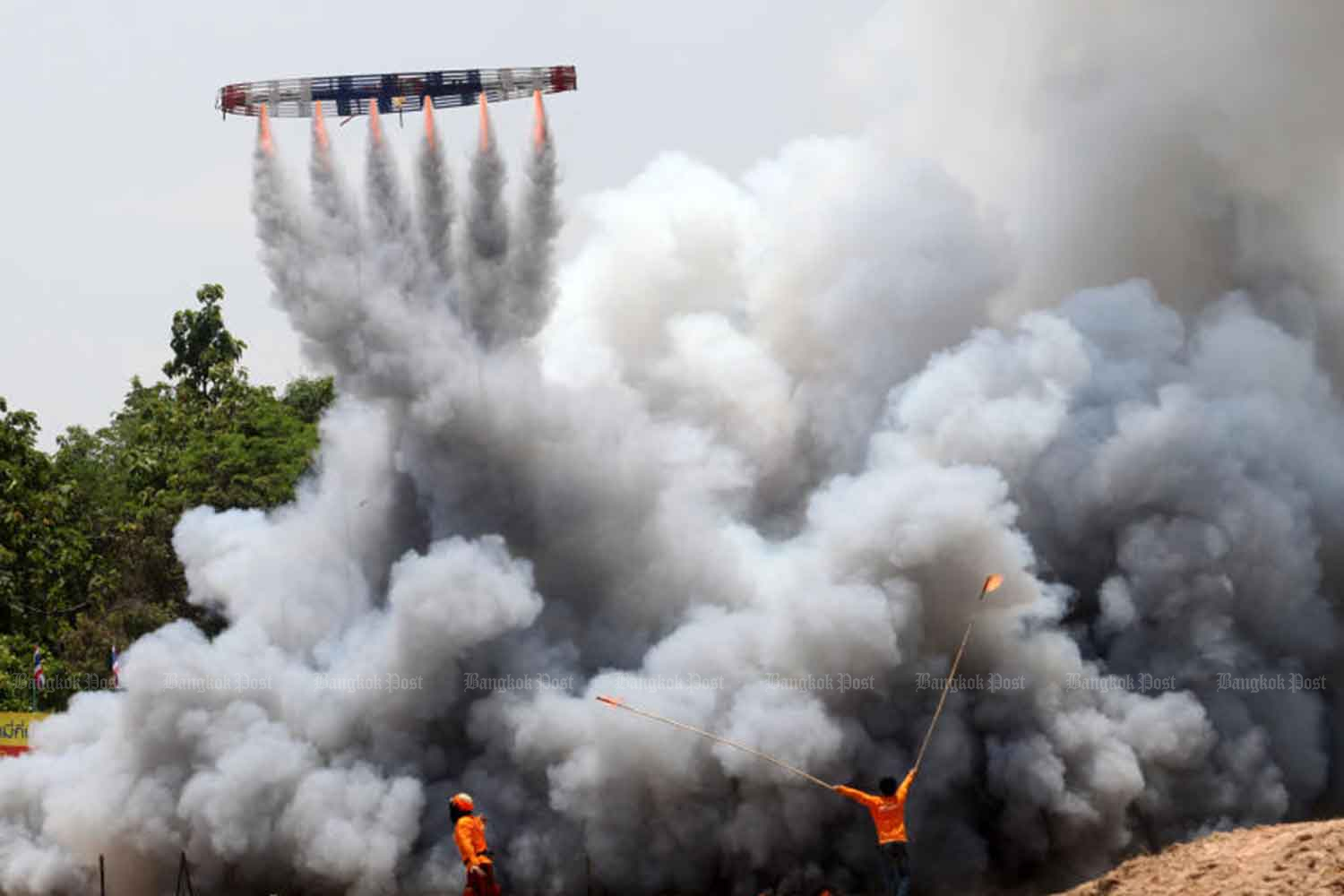 Фестиваль ракет вызвал проблемы с воздушным движением