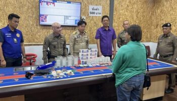 54 человека арестованы в рейде в Банг Яй на незаконный игорный дом