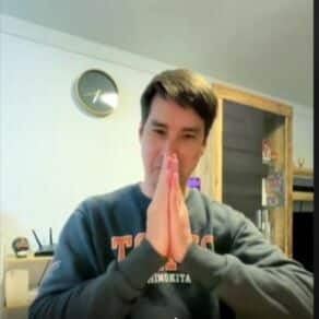 Австралийский мужчина ищет давно потерянную тайскую мать, обращается с публичной просьбой